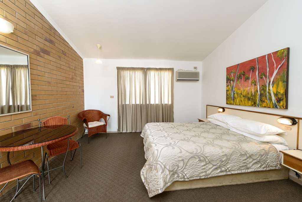 Wild Scotsman Motor Inn Gin Gin Qld 객실 사진
