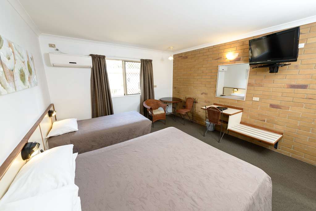 Wild Scotsman Motor Inn Gin Gin Qld 객실 사진