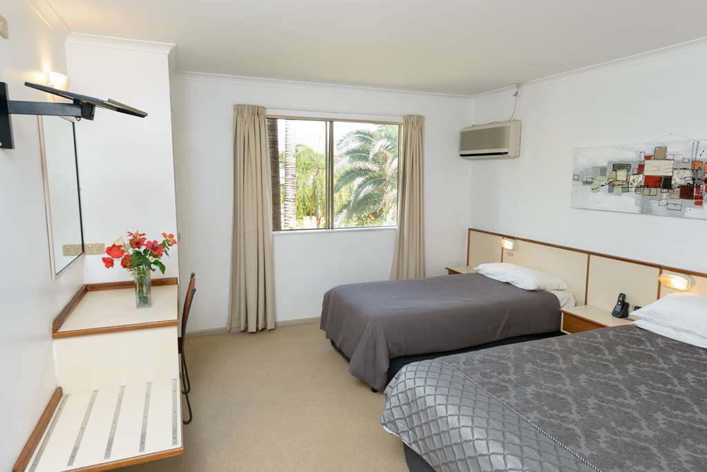 Wild Scotsman Motor Inn Gin Gin Qld 객실 사진